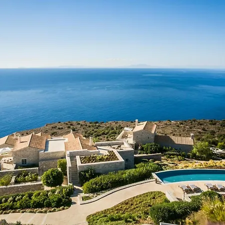 Hotel Aria Estate & 4*