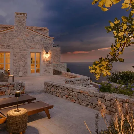 Aria Estate &