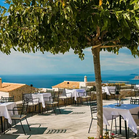 Ξενοδοχείο Aria Estate & 4*