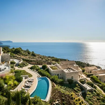Aria Estate &