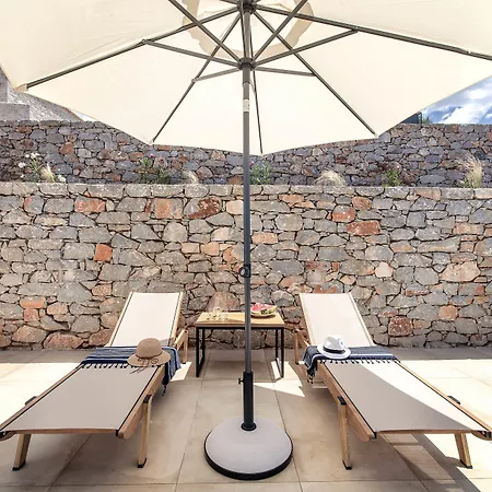 מלון Aria Estate &