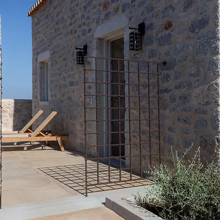 Aria Estate & 4* אראופוליס