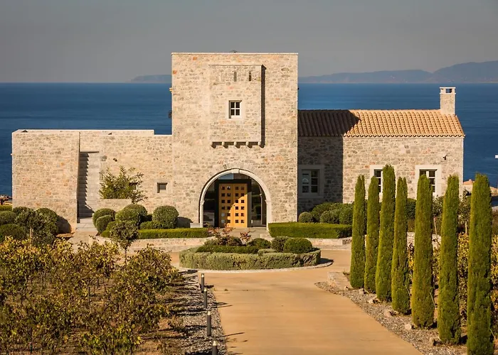 Hotel Ariá Estate Suites&spa 4*