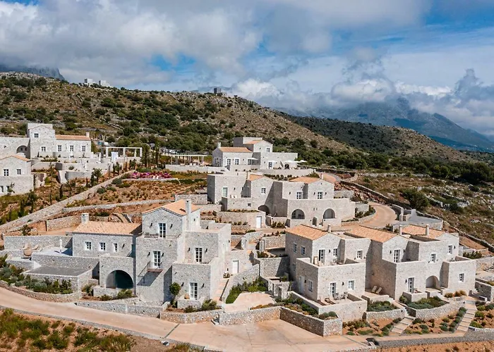 Aria Estate & 4* Areopoli